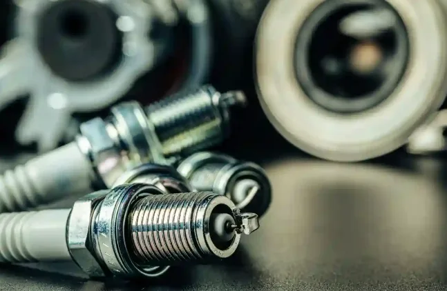 Înlocuire Bujii Motor Benzină